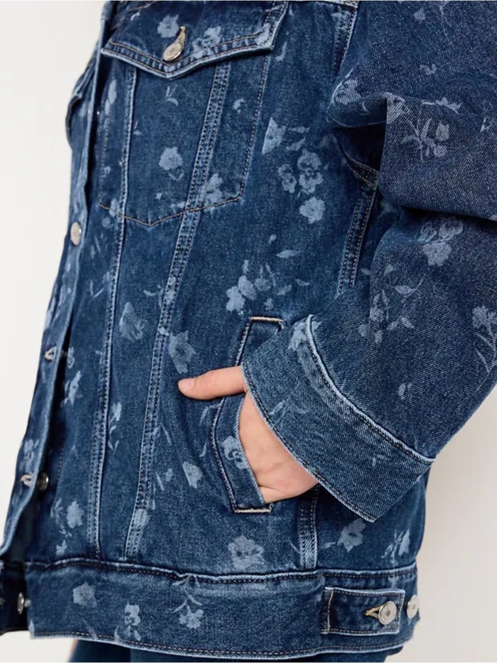 Old Navy Oversized Floral Jean Trucker Jacket - Picture 5 of 7